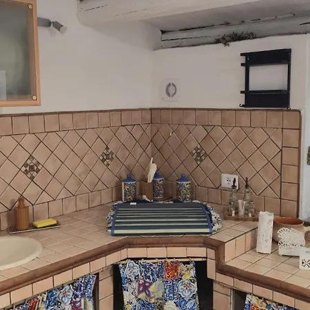 La Casetta Di Nin E Gian Mondello *