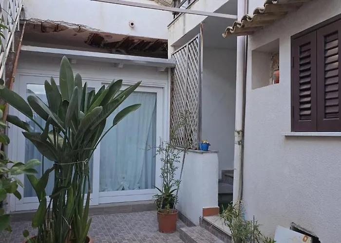 La Casetta Di Nin E Gian Mondello *